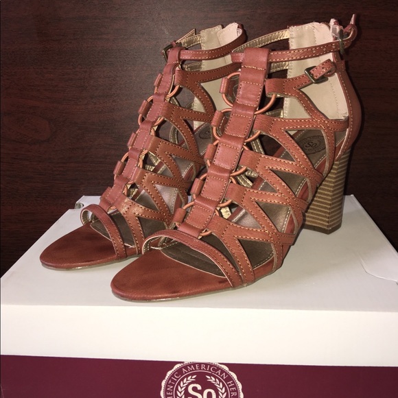 Shoes - Like New! Cognac Sexy spring and summer heels